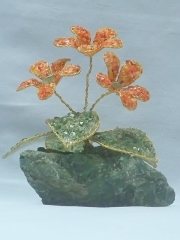 Drei Blumen (± 12 cm) mit Karneol